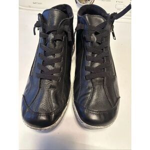 Remonte Soft Leather Sneakers